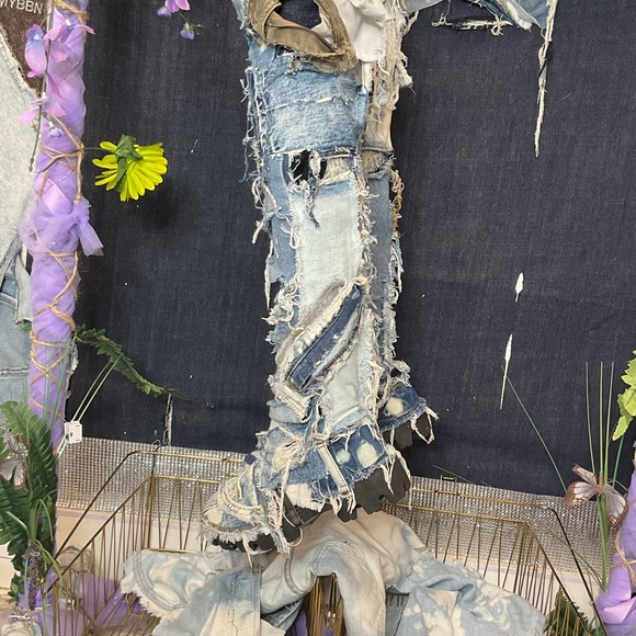 Walk With Mee Kustom on - Picture 16 of 16